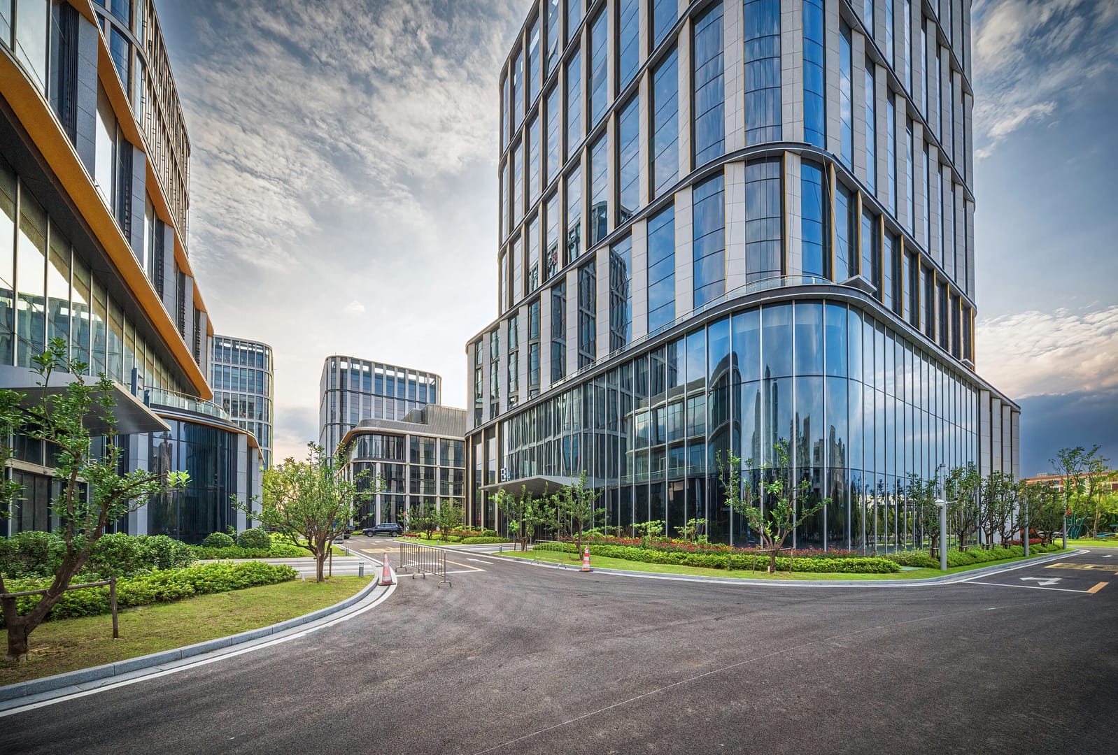 commercial building maintenance
